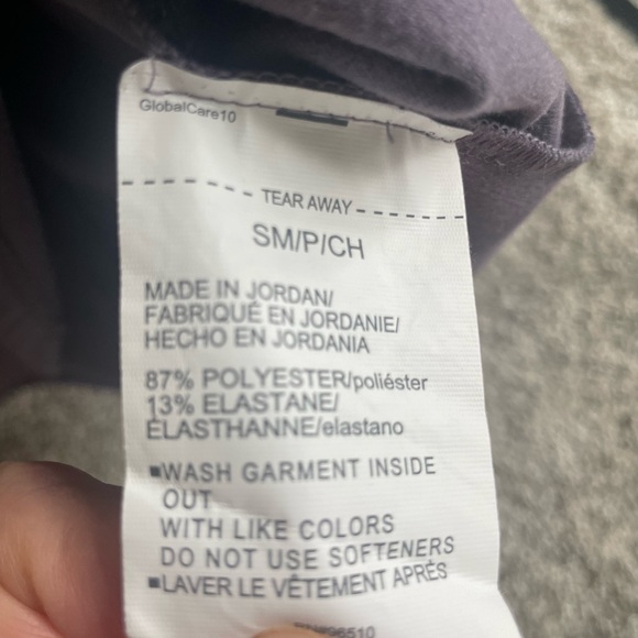 Under Armour purple Long Sleeve Pullover - Picture 4 of 4